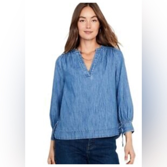 OLD NAVY Long Sleeve Split Neck Lightweight Denim Top - SIZE S - EUC - Picture 1 of 9